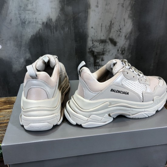 sneakers sneakers