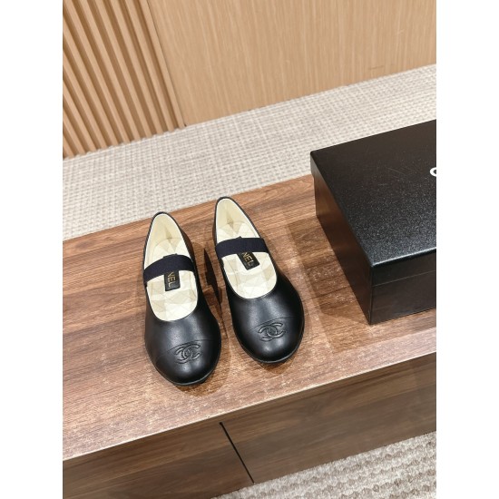 Argyle shoes
