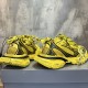 3XL sneaker runner