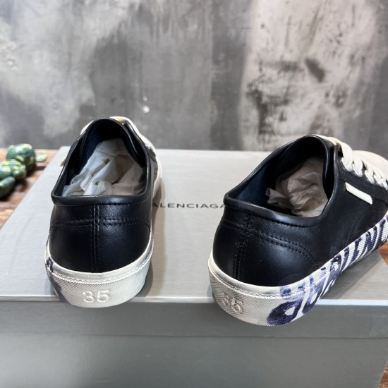 Dirty shoes demna