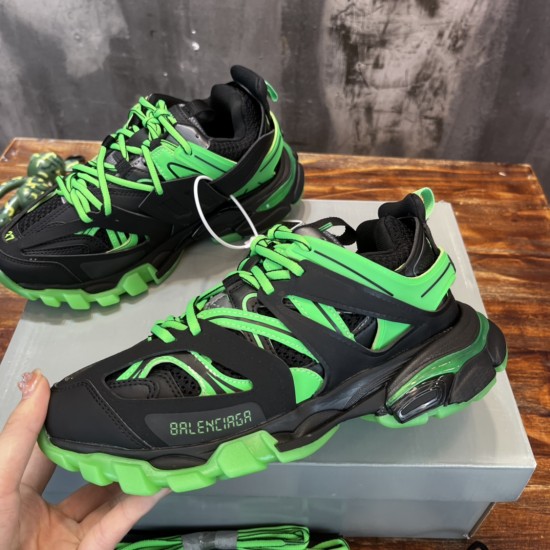 Retro Sport Basalt Shoes 3rd Generation Triple-S 3.0 Retro Sport Basalt Shoes 3rd Generation Triple-S 3.0