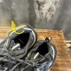 3XL sneaker runner