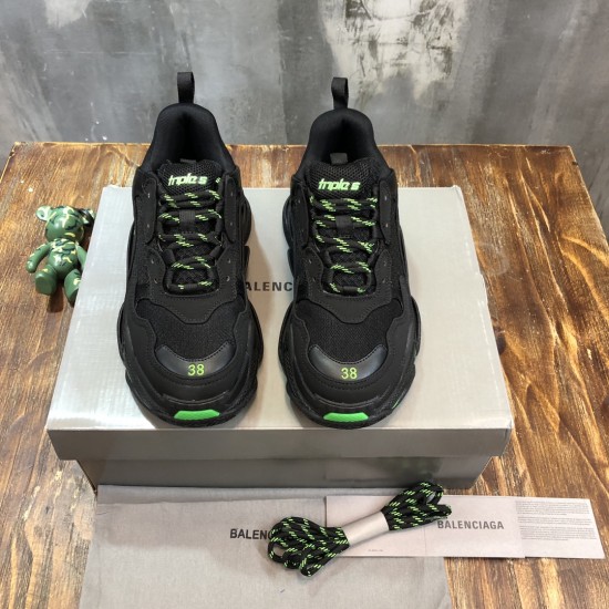 sneakers sneakers