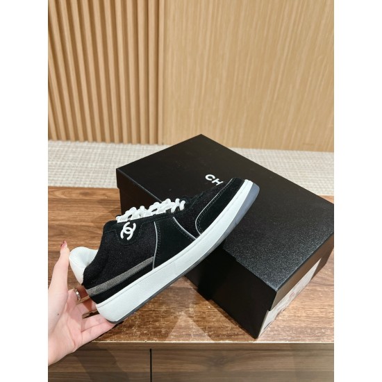 skateboarding shoes