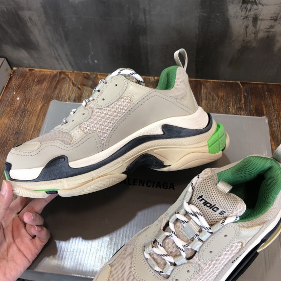 sneakers sneakers