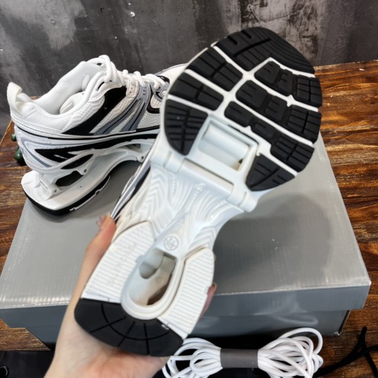 X-Pander 6.0 Retro Spring Shoes