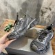 3XL sneaker runner