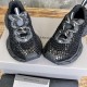 3XL sneaker runner