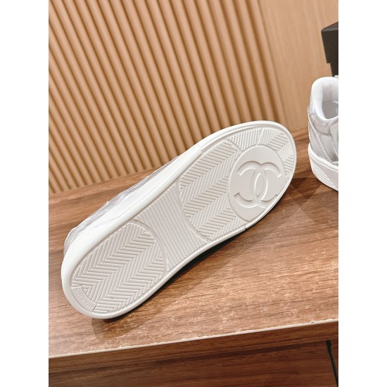 canvas shoes