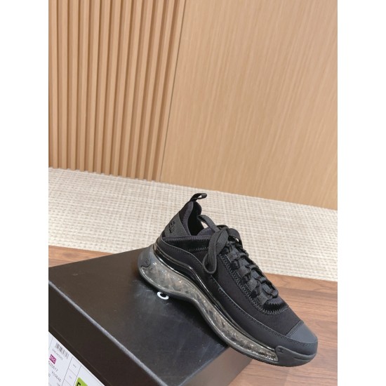 canvas shoes