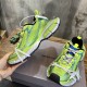 3XL sneaker runner