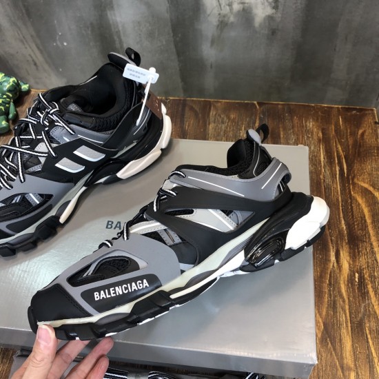 Retro Sport Basalt Shoes 3rd Generation Triple-S 3.0 Retro Sport Basalt Shoes 3rd Generation Triple-S 3.0