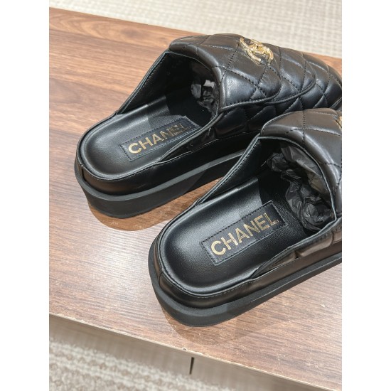 Argyle shoes