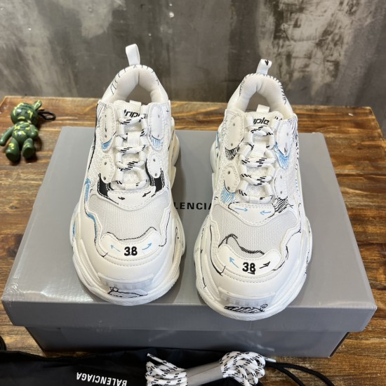 sneakers sneakers