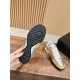 Tennis shoes