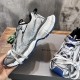 3XL sneaker runner