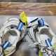 3XL sneaker runner
