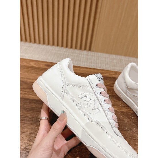 skateboarding shoes