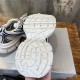 3XL sneaker runner