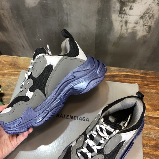 sneakers sneakers