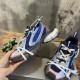 3XL sneaker runner