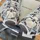 3XL sneaker runner