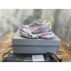 3XL sneaker runner
