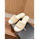 Slippers, beach shoes