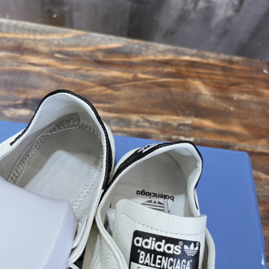 skiwear ski boots