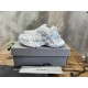 3XL sneaker runner