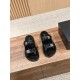 Slippers, beach shoes