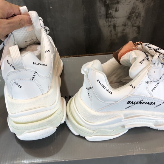 sneakers sneakers