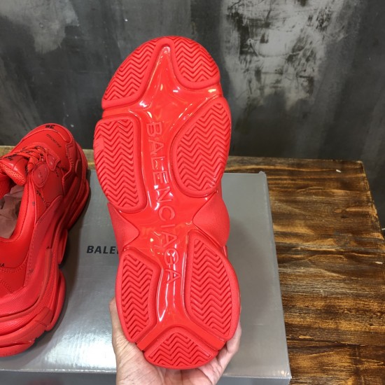 sneakers sneakers