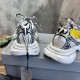 3XL sneaker runner