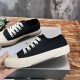 Dirty shoes demna