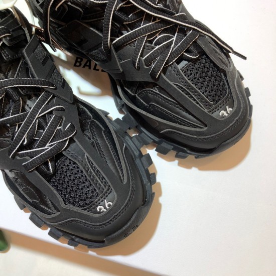Retro Sport Basalt Shoes 3rd Generation Triple-S 3.0 Retro Sport Basalt Shoes 3rd Generation Triple-S 3.0