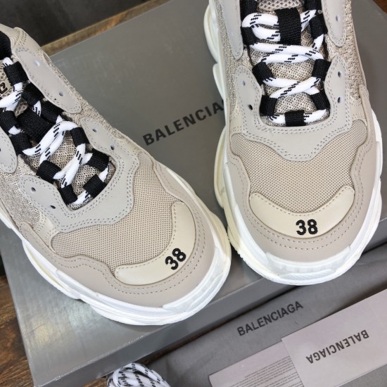 sneakers sneakers