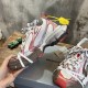 3XL sneaker runner