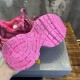 3XL sneaker runner