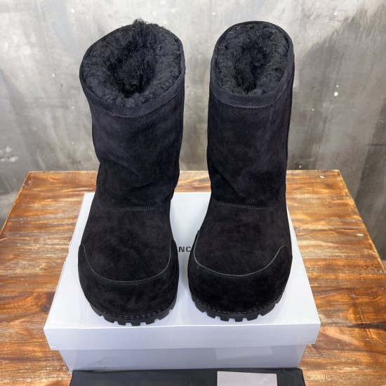 skiwear ski boots