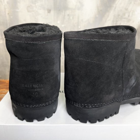 skiwear ski boots