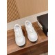 skateboarding shoes