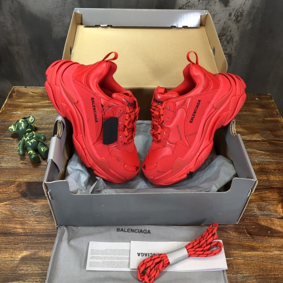 sneakers sneakers