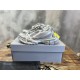 3XL sneaker runner