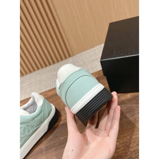 canvas shoes