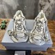 3XL sneaker runner