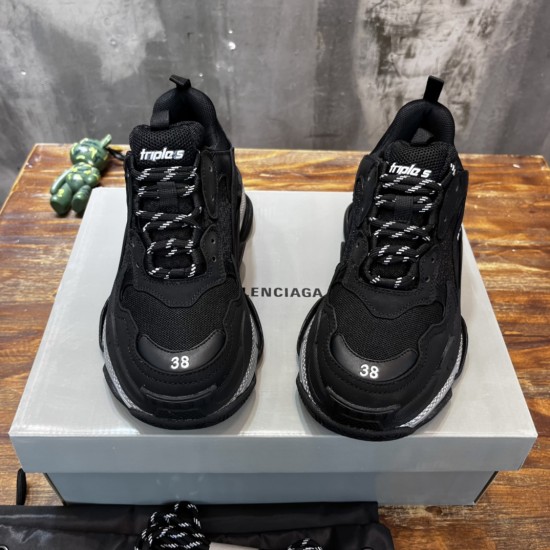 air cushioned shoes