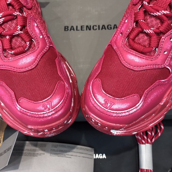 sneakers sneakers