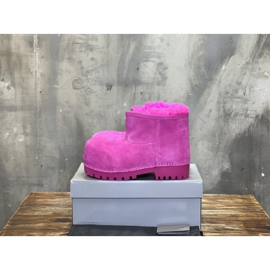 skiwear ski boots