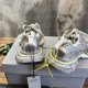 3XL sneaker runner
